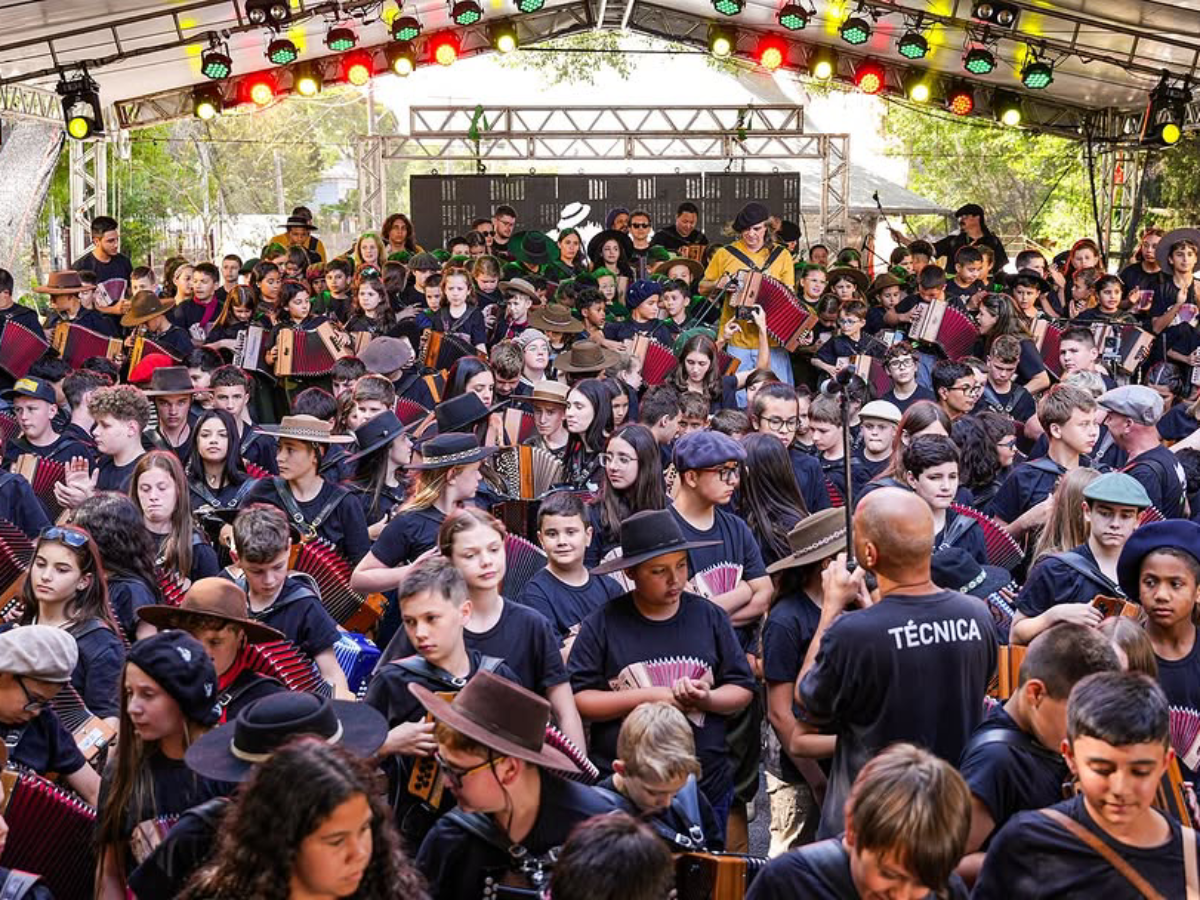 Ao todo mais de 600 crianças fizeram parte do espetáculo musical