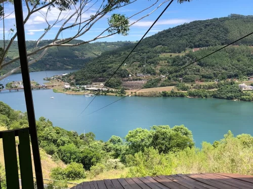 Tirolesa Interestadual entre Santa Catarina e Rio Grande do Sul, com chegada em Chapecó