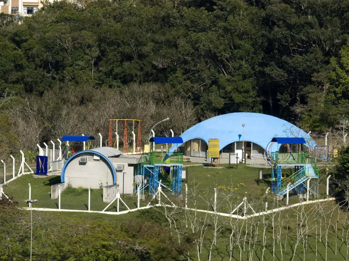 Observatório Astronômico e o planetário da UFSC reabre com programação especial e gratuita