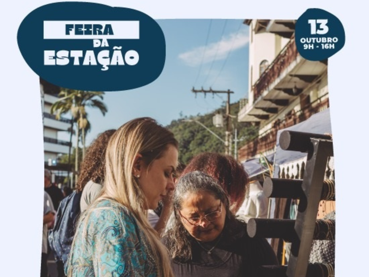 A Feira da Estação acontece mensalmente na rua Padre Roberto Landel de Moura, no centro de Blumenau, em frente à Estação Unifique e Prefeitura de Blumenau e recebe cerca de 50 marcas autorais de Blumenau e região, juntamente com uma programação diversa envolvendo música, artes visuais, teatro e dança, com acesso gratuito para a comunidade. O evento é realizado pela Microponto Produções em parceria com a Estação Unifique.