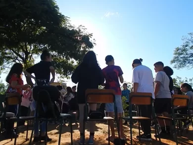 Projeto cultural busca estimular escrita criativa entre crianças e jovens em escolas da Grande Florianópolis por meio da pedagogia do teatro