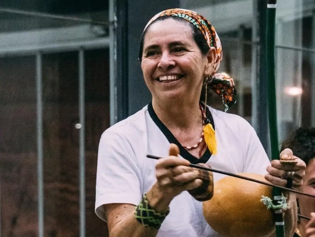 Cortejo do Bloco Filhas e Filhes de Eva no Jardim das Delícias homenageia Mestra Elma