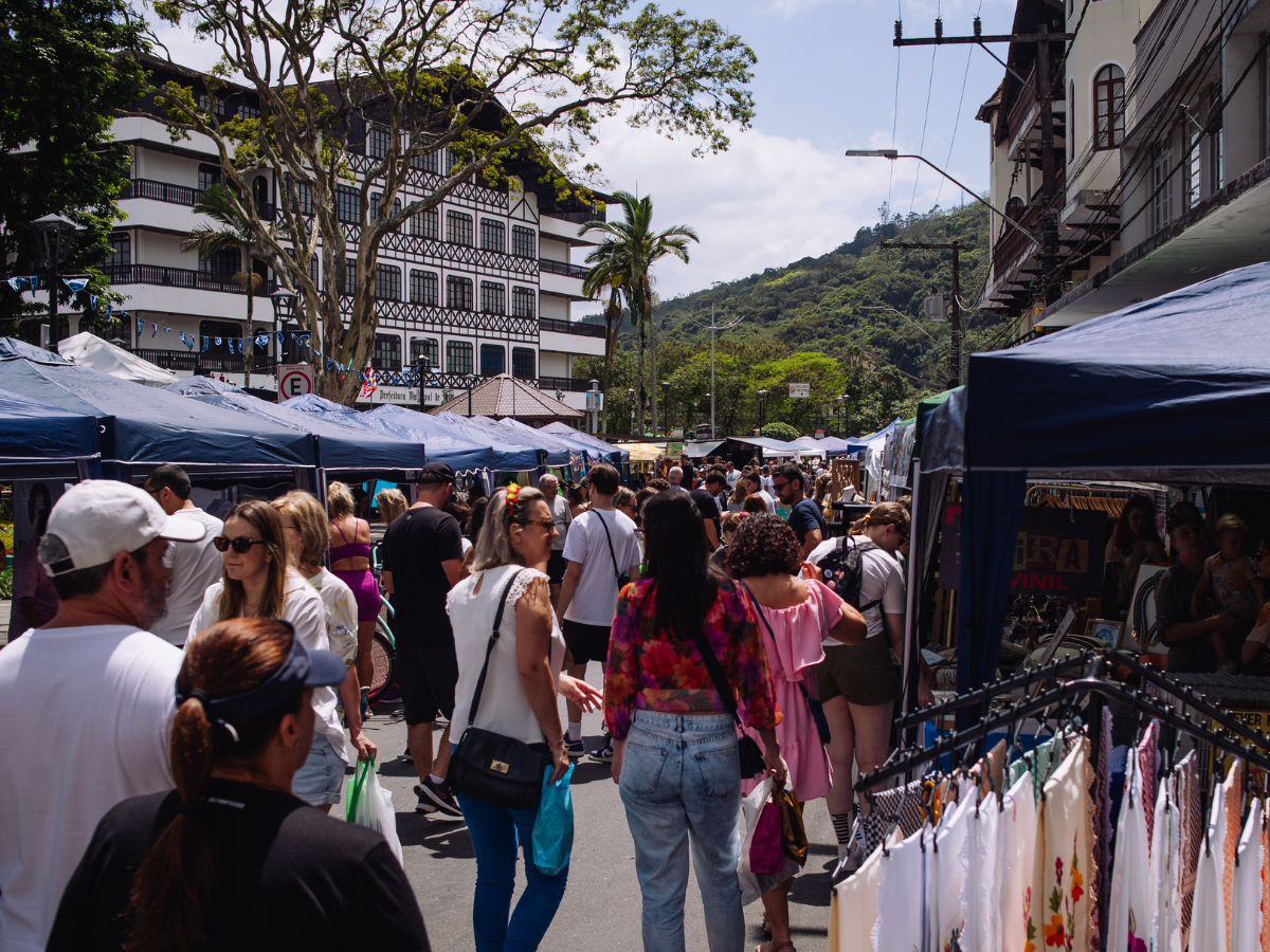 FEIRINHAS DE RUA