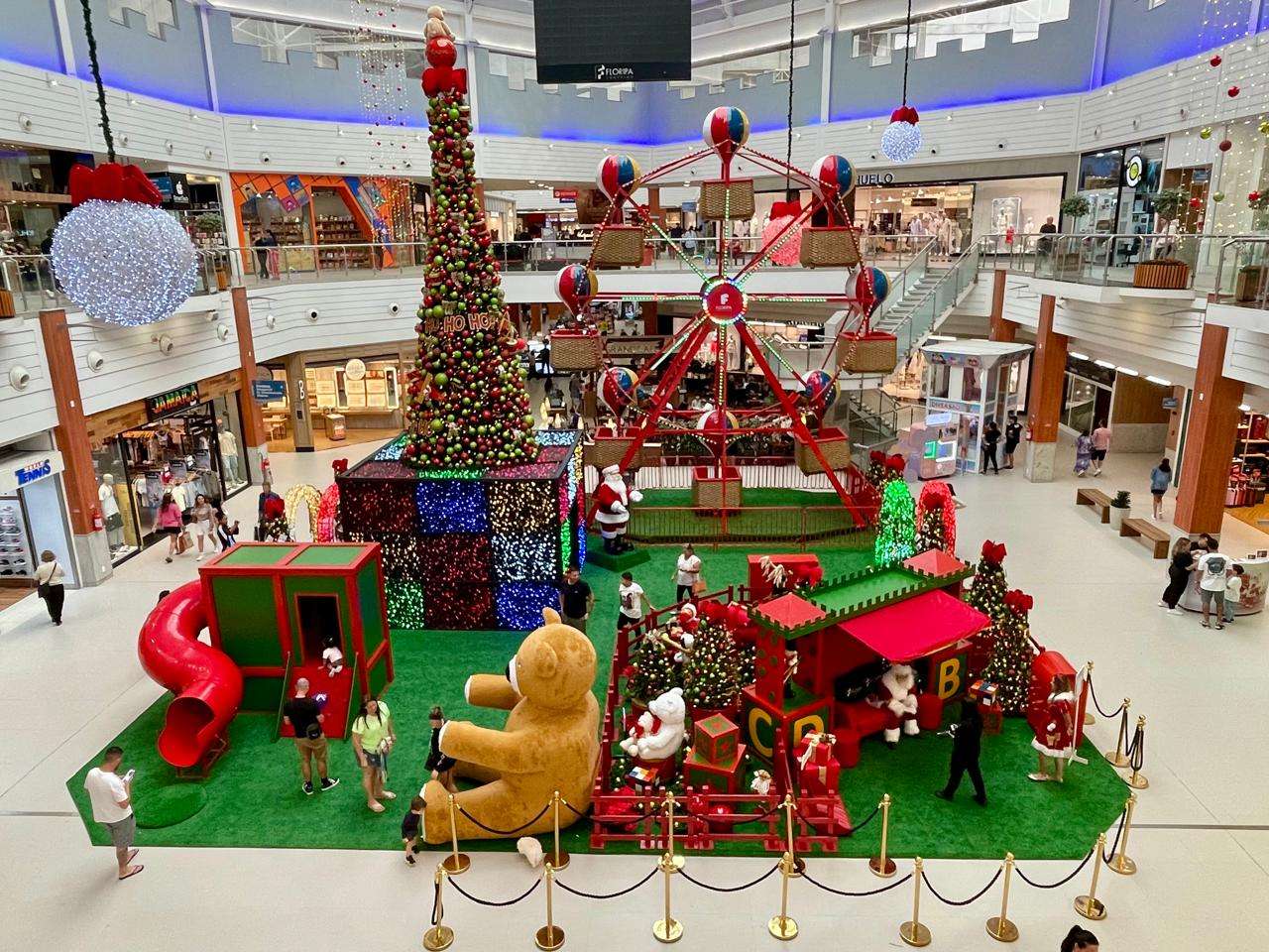 Floripa Shopping leva a magia do Natal para o público com apresentações de Corais Natalinos