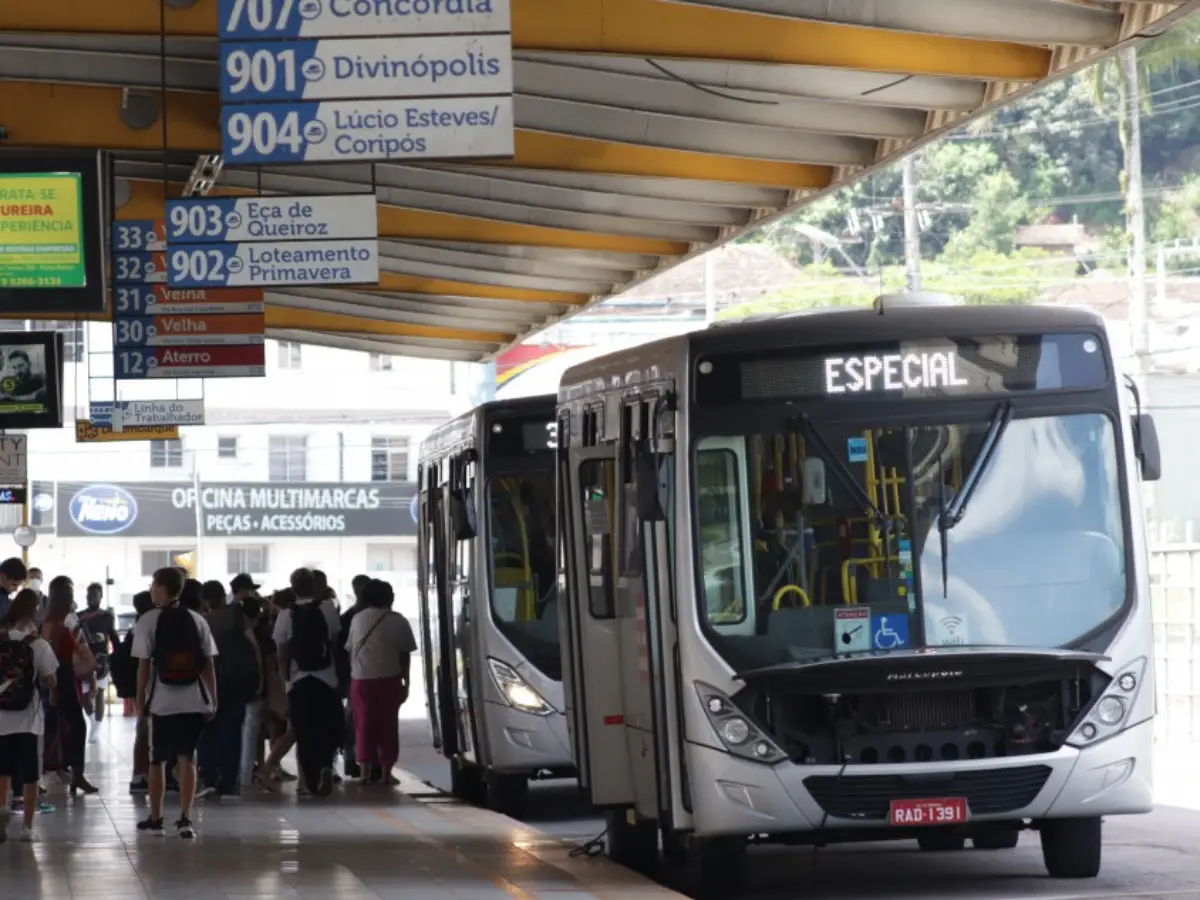 Transporte Coletivo de Blumenau terá mais de 100 viagens extras nos feriados dos dias 15 e 20