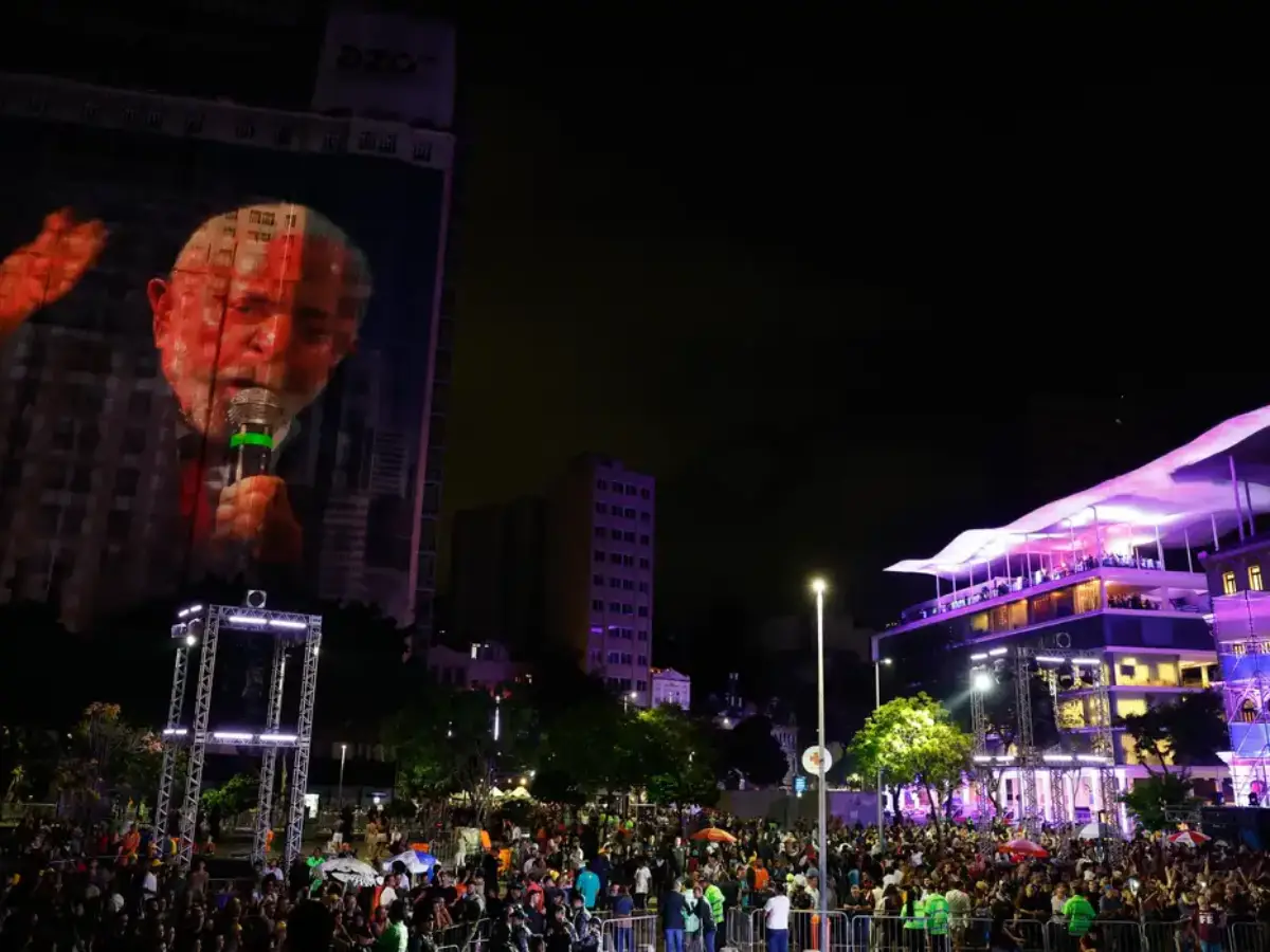 Lula promete zerar fome no país até fim do mandato