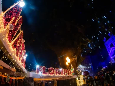 Abertura do Natal 2024 reuniu 5 mil pessoas no Centro de Florianópolis