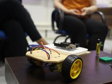 Projetos de estímulo às carreiras de tecnologia, como os que envolvem robótica, receberão apoio federal na UFSC