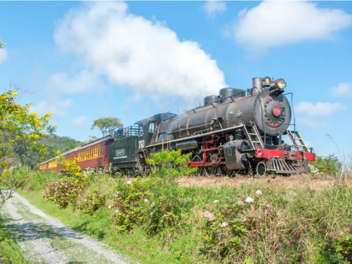 Turismo em Rio Negrinho sc atrações turísticas santa catarina Maria Fumaça