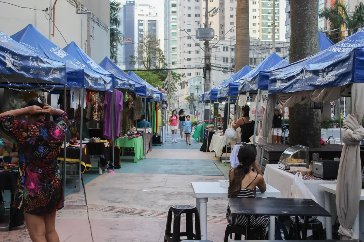 Feira de Verão da Praça da Bíblia será diária até 15 de janeiro