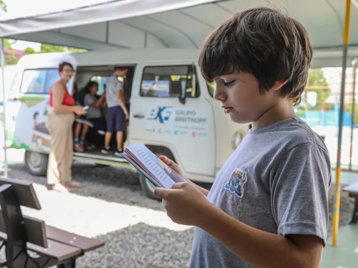 Primeira ação da Biblioteca Ambulante em 2025 empresta mais de 380 livros