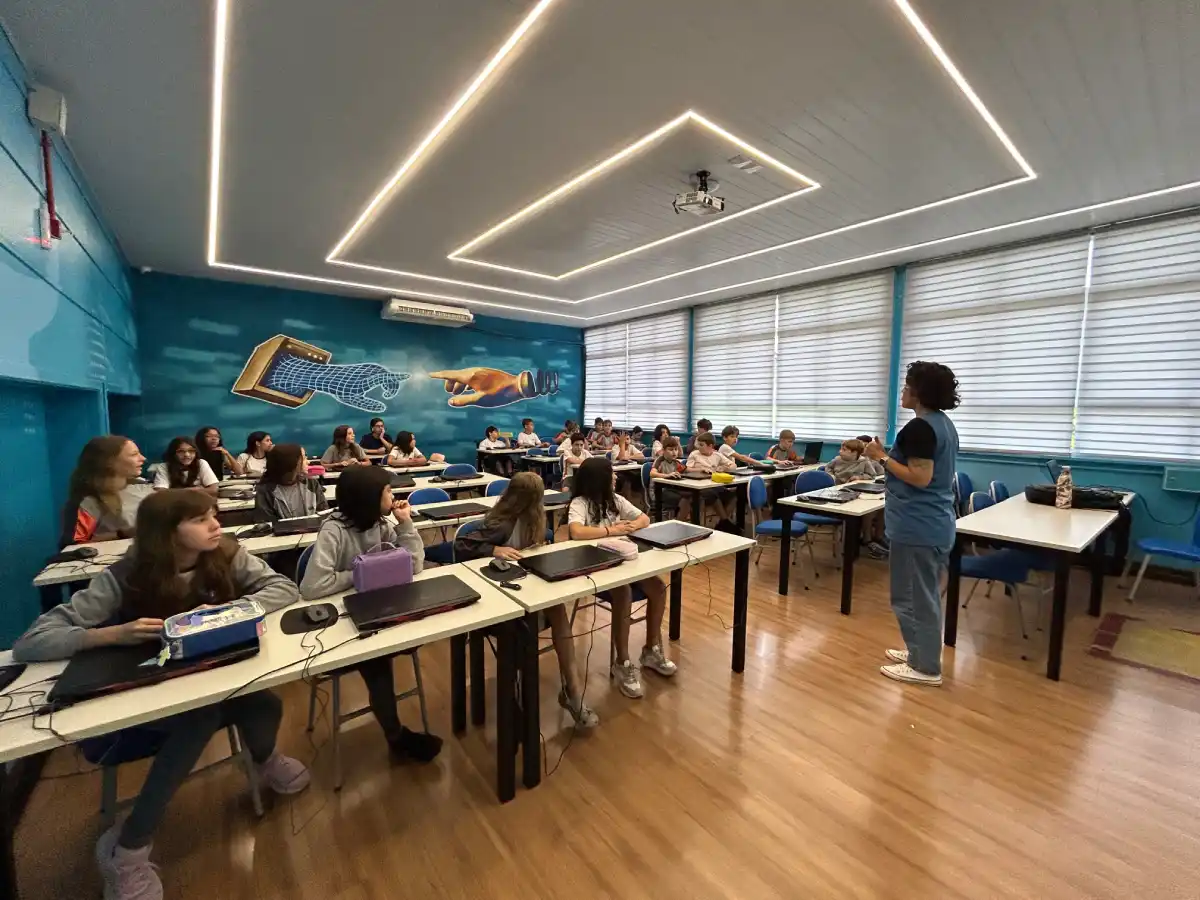 Escolas aderem à Cultura Digital para transformar o uso da tecnologia em aprendizagem