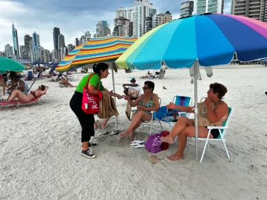 Movimenta BC: Aplicativo principal de Balneário Camboriú está sendo divulgado diretamente aos turistas e moradores