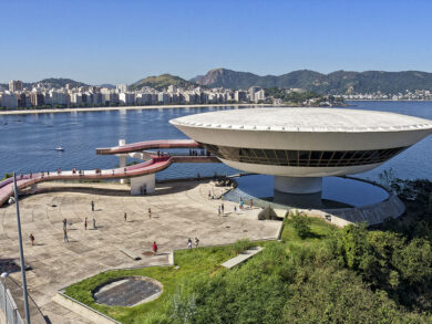 Niterói alia história, cultura e belezas naturais