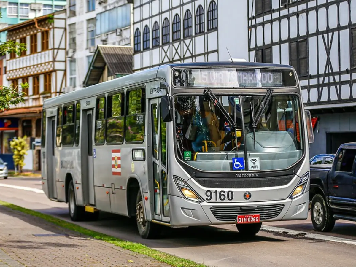 Prefeitura de Blumenau anuncia inclusão de novas viagens e ajustes de horários no transporte coletivo