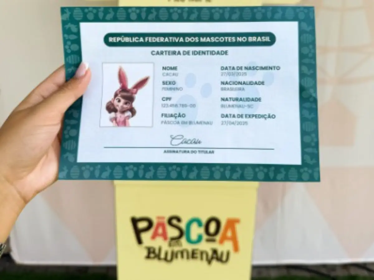 Após mais de 14 mil votos, Cacau é o nome oficial da mascote da Páscoa em Blumenau