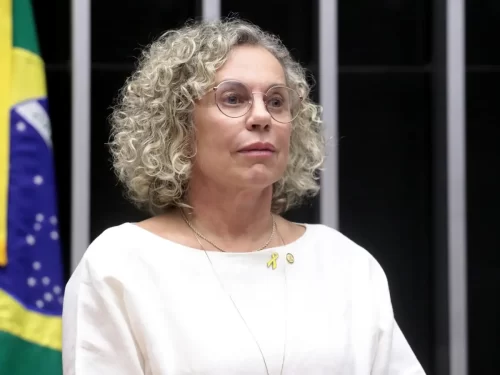 No Dia Mundial de Conscientização do Autismo, Ana Paula Lima reforça compromisso com políticas públicas inclusivas