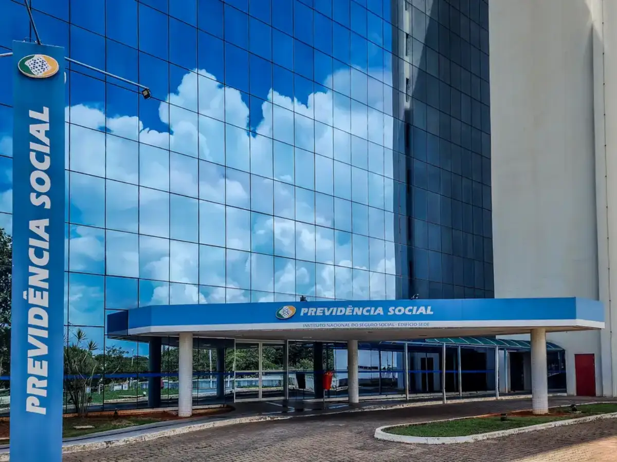 Governo suspende descontos automáticos do INSS e aposentados não precisam mais solicitar cancelamento