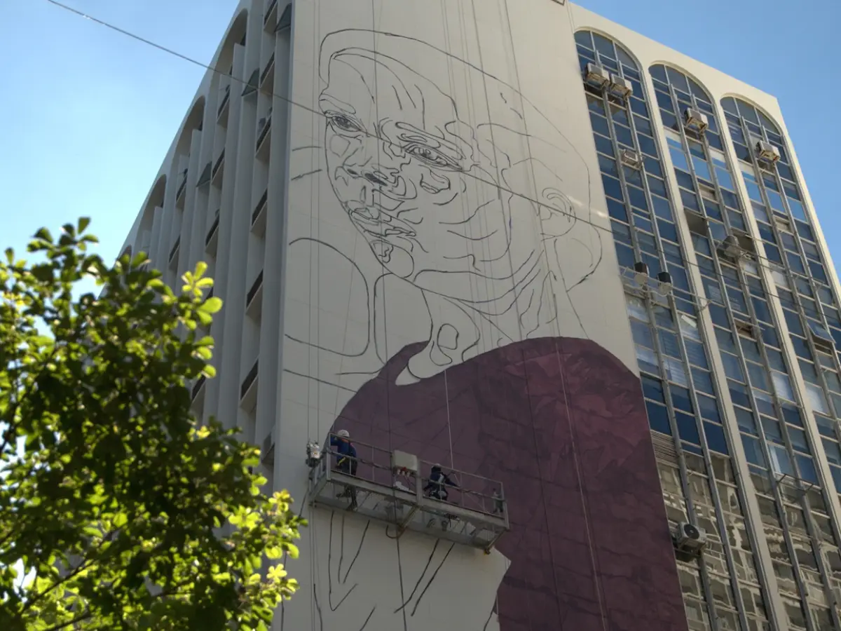 MURAIS DE ANTONIETA DE BARROS E FRANKLIN CASCAES RENASCEM NO CENTRO DE FLORIANÓPOLIS