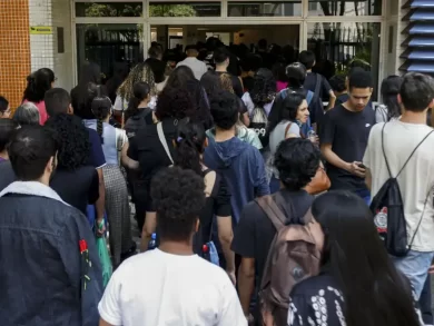 Cota de 30% em concursos para negros, indígenas e quilombolas foi aprovada pelo Senado