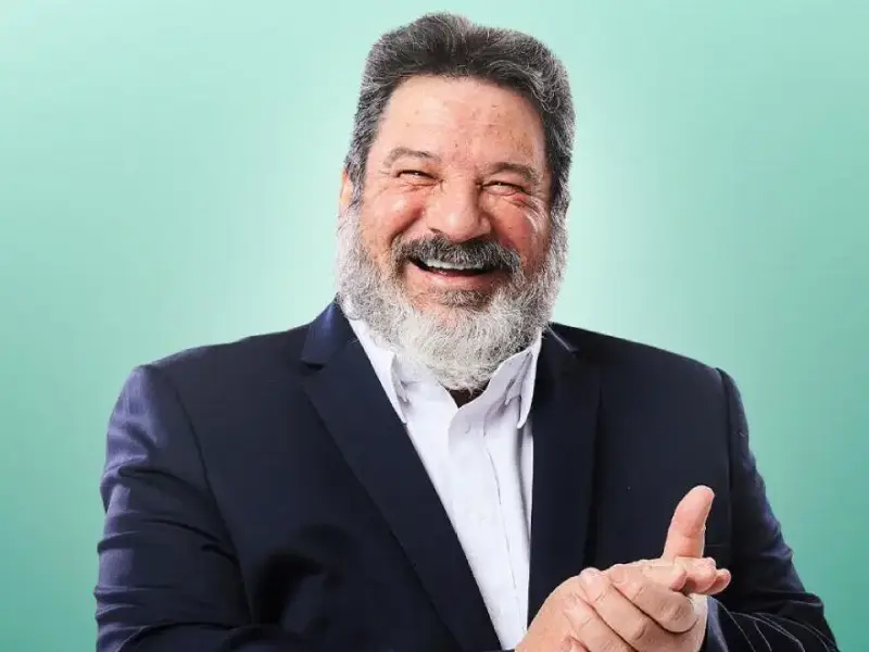 Cortella aborda uma variedade de temas em palestra inédita na capital