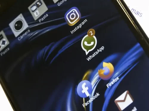 Projeto de lei prevê campanha anual para alertar sobre os riscos do uso excessivo de telas