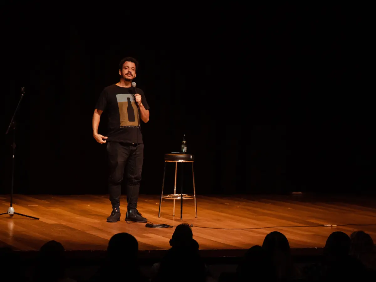 Sorria Floripa 2025 traz grandes nomes do stand-up nacional para a Ilha da Magia