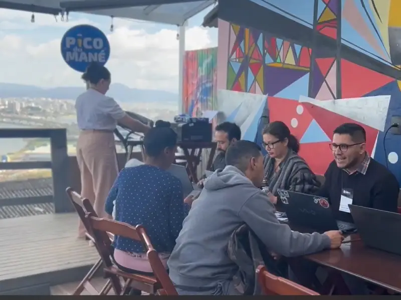 ABRH promove palestras e workshops gratuitos para jovens de Florianópolis