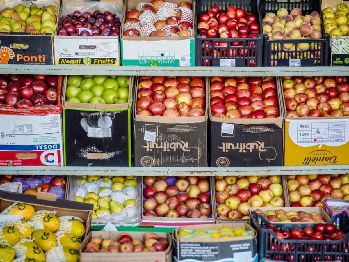 Com preços de alimentos em queda, inflação desacelera para 0,26% em maio