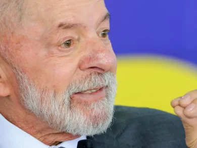 Lula defende aumento do IOF como forma de financiar gastos públicos - Aprovação de Lula sobe após confronto com Trump e melhora na economia, segundo Quaest