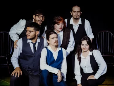 Florianópolis recebe oficina inédita e gratuita de improviso teatral