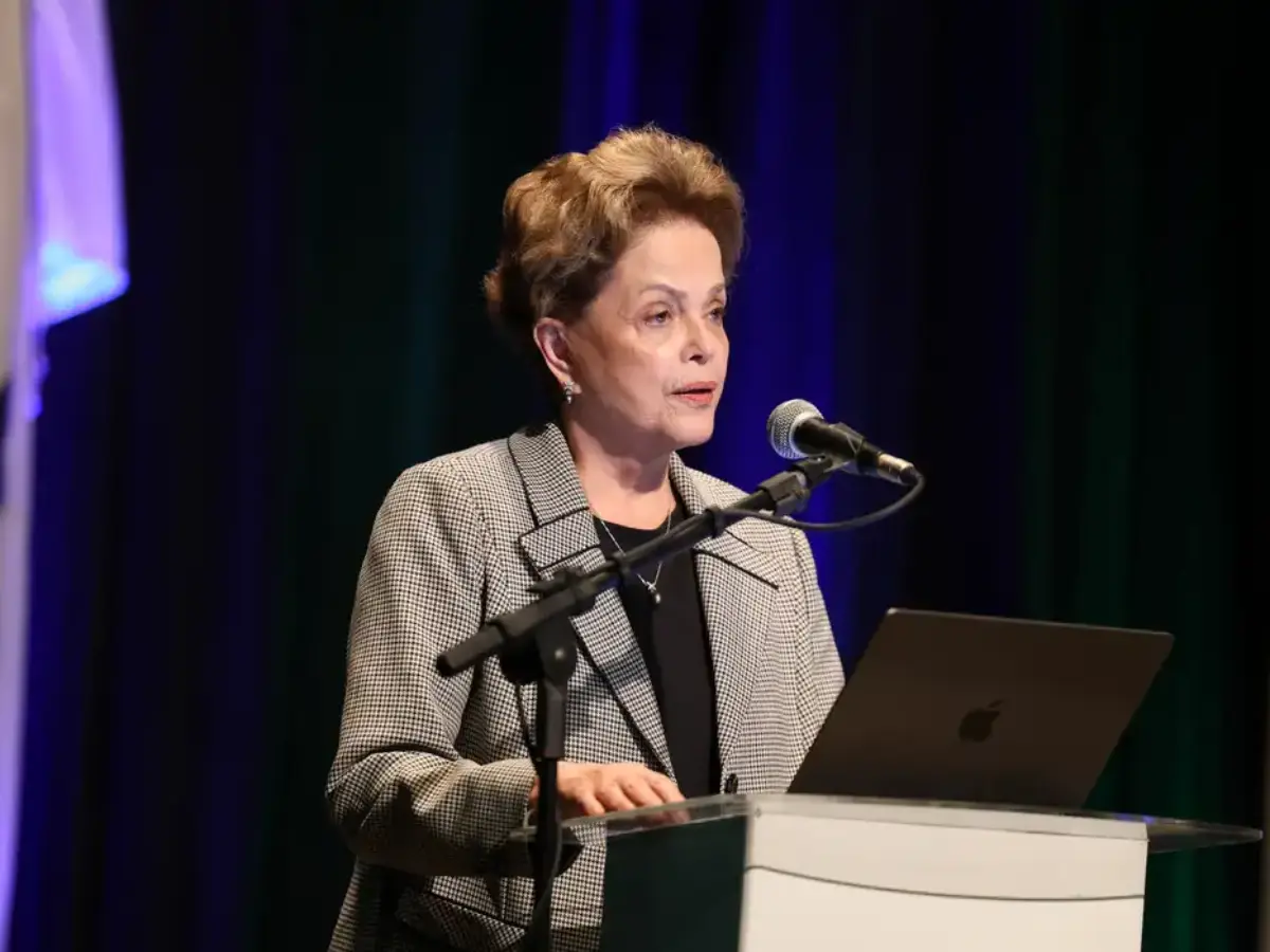 Dilma: Banco do Brics terá 30% da carteira em moedas locais em 2026