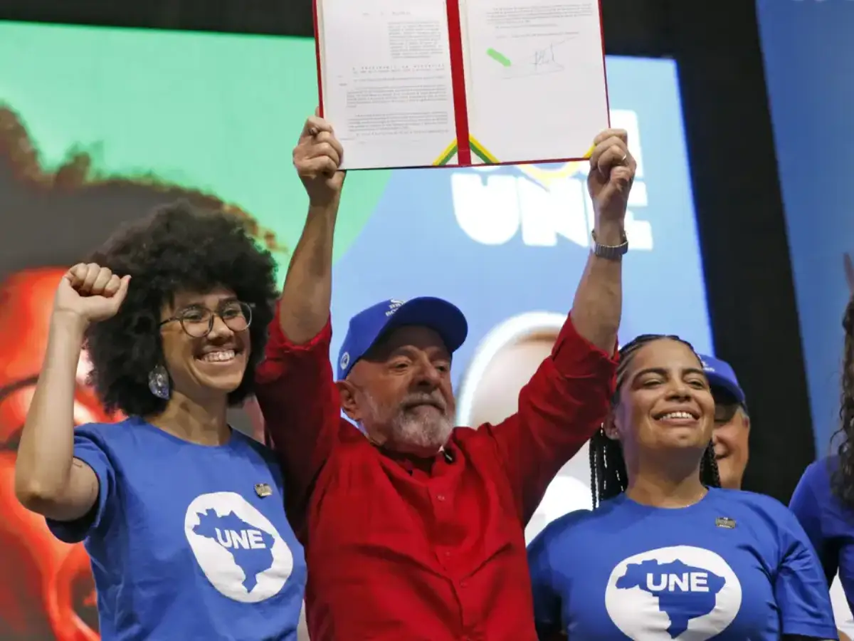 Lula diz que vai cobrar imposto das empresas americanas digitais