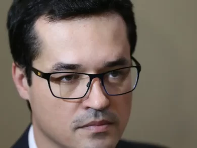 Justiça determina que Deltan Dallagnol indenize Lula por danos morais no caso do PowerPoint
