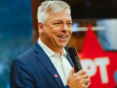 fabiano da luz é eleito presidente do PT de Santa Catarina SC