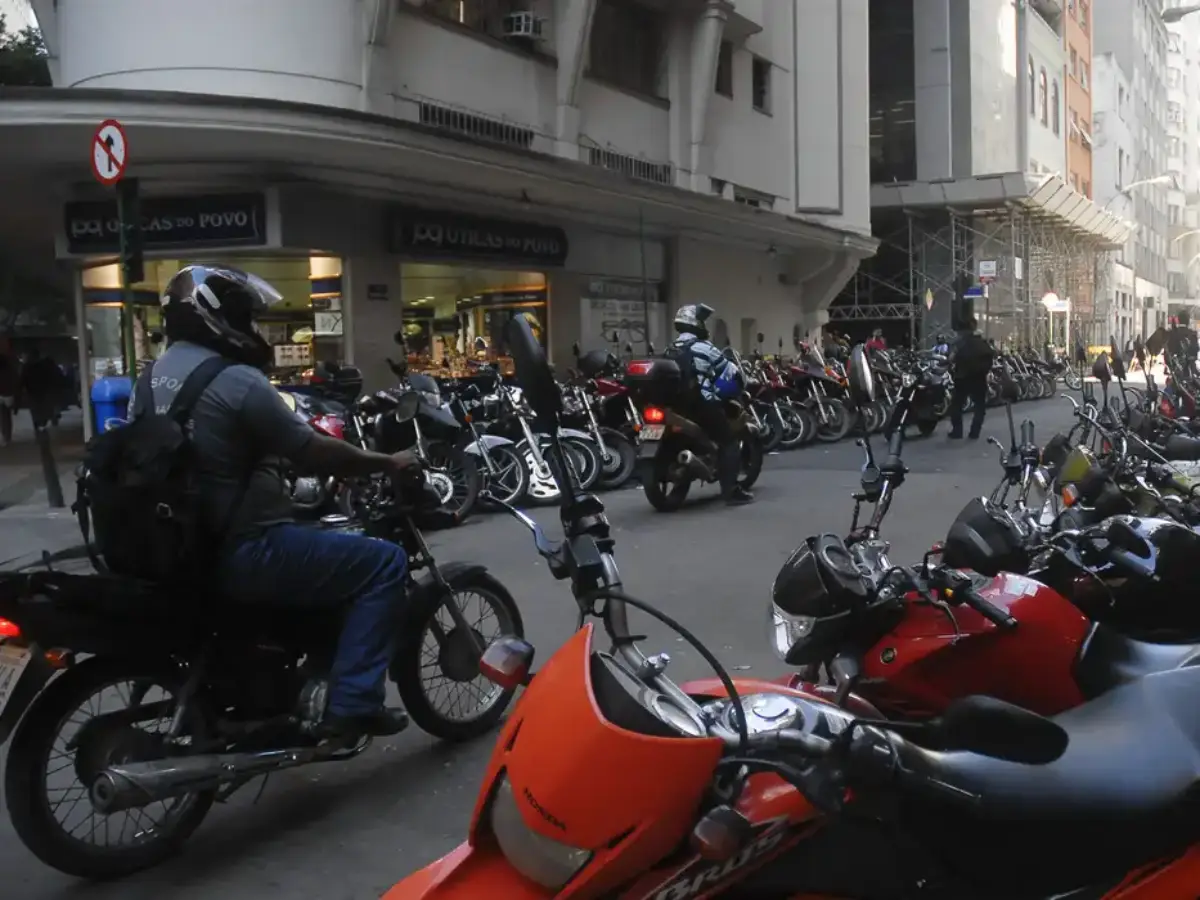 Motocicletas ganham espaço no Brasil e impulsionam mobilidade em regiões menos urbanas