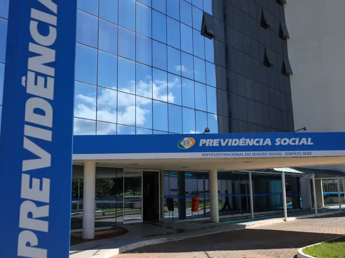 Aposentados com descontos indevidos já podem solicitar reembolso sem ação judicial
