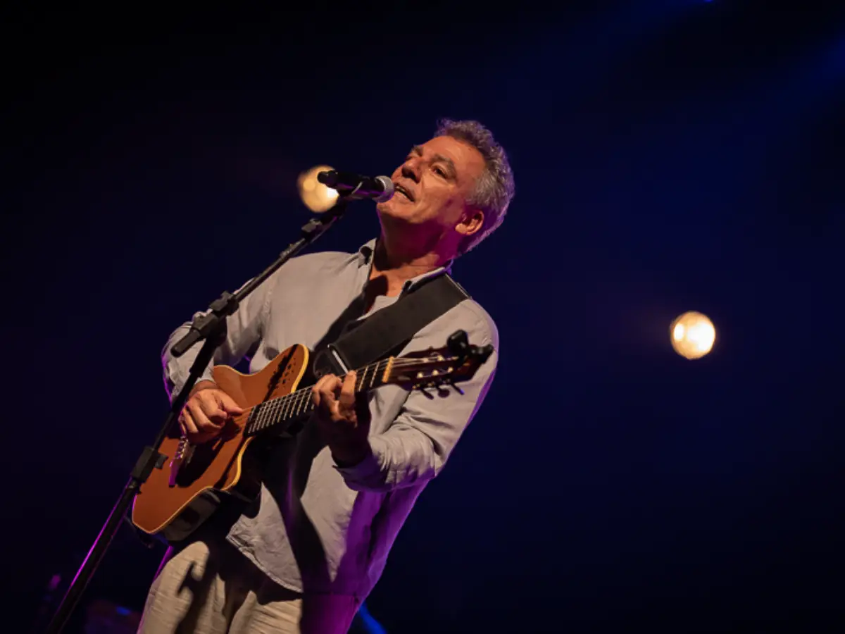 Show em homenagem a Chico Buarque retorna a Florianópolis com Luiz Meira e convidados
