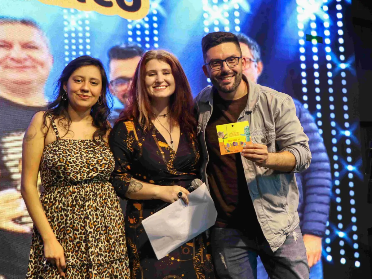Profissionais da comunicação de Santa Catarina são homenageados no 16º Encontro da Imprensa Catarinense