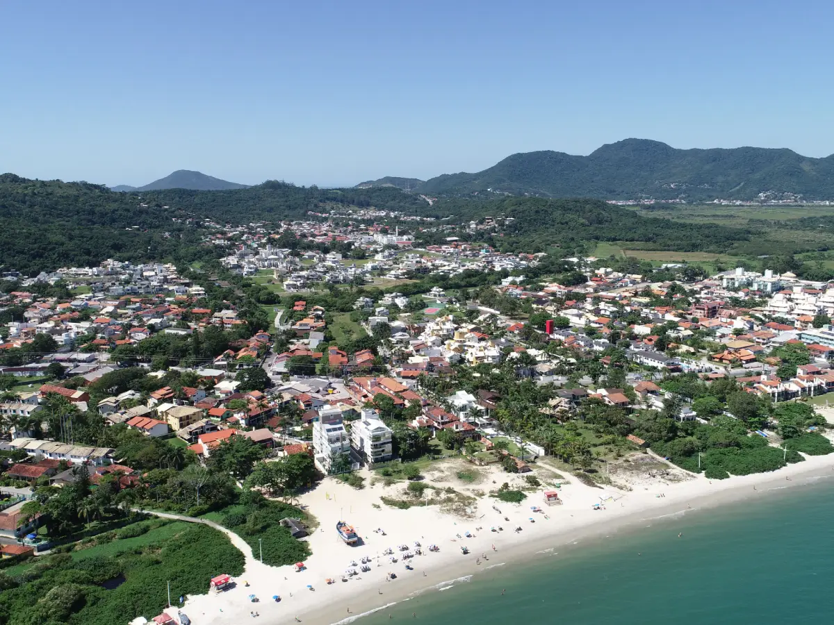 O que fazer ao visitar o bairro Cachoeira do Bom Jesus em Florianópolis