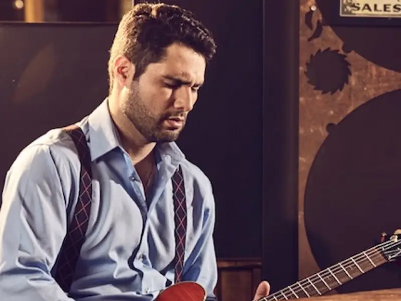Daniel Malker traz Pop e Soul no Delfino 146 em Florianópolis