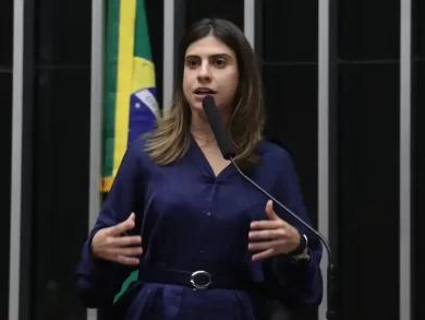 Deputada do PT acusada de agressão não entra em lista de denunciados