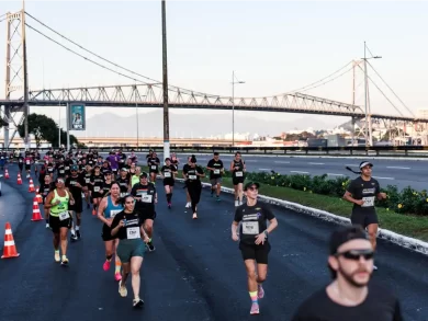Turismo esportivo impulsiona economia e fortalece rede hoteleira em Florianópolis