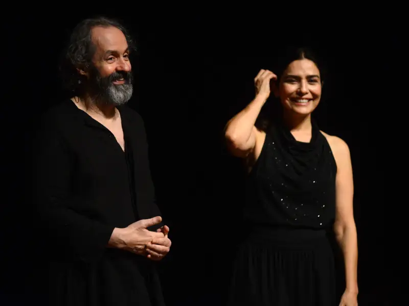 Ilíada de Homero ganha vida no Teatro Ademir Rosa com Daniel Dantas e Letícia Sabatella