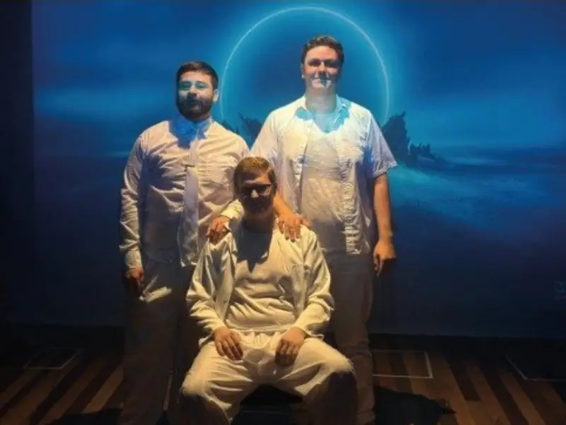 "Réquiem para um amigo" leva suspense e emoção ao Teatro da UBRO