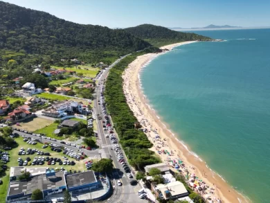 Com presença de Marcelo Freixo, evento promoverá internacionalização do turismo na Costa Verde e Mar