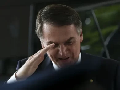 Polícia Federal investiga movimentações de R$ 30,5 milhões feitas por Bolsonaro