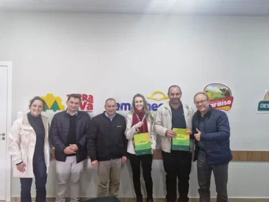 Parceria entre Sebrae e Cooperoeste cria nova rota de desenvolvimento para o agronegócio leiteiro