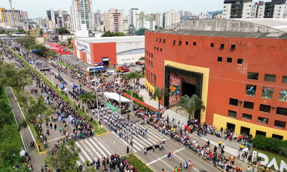 Prefeitura de Joinville abre inscrições para o comércio ambulante no desfile de 7 de setembro