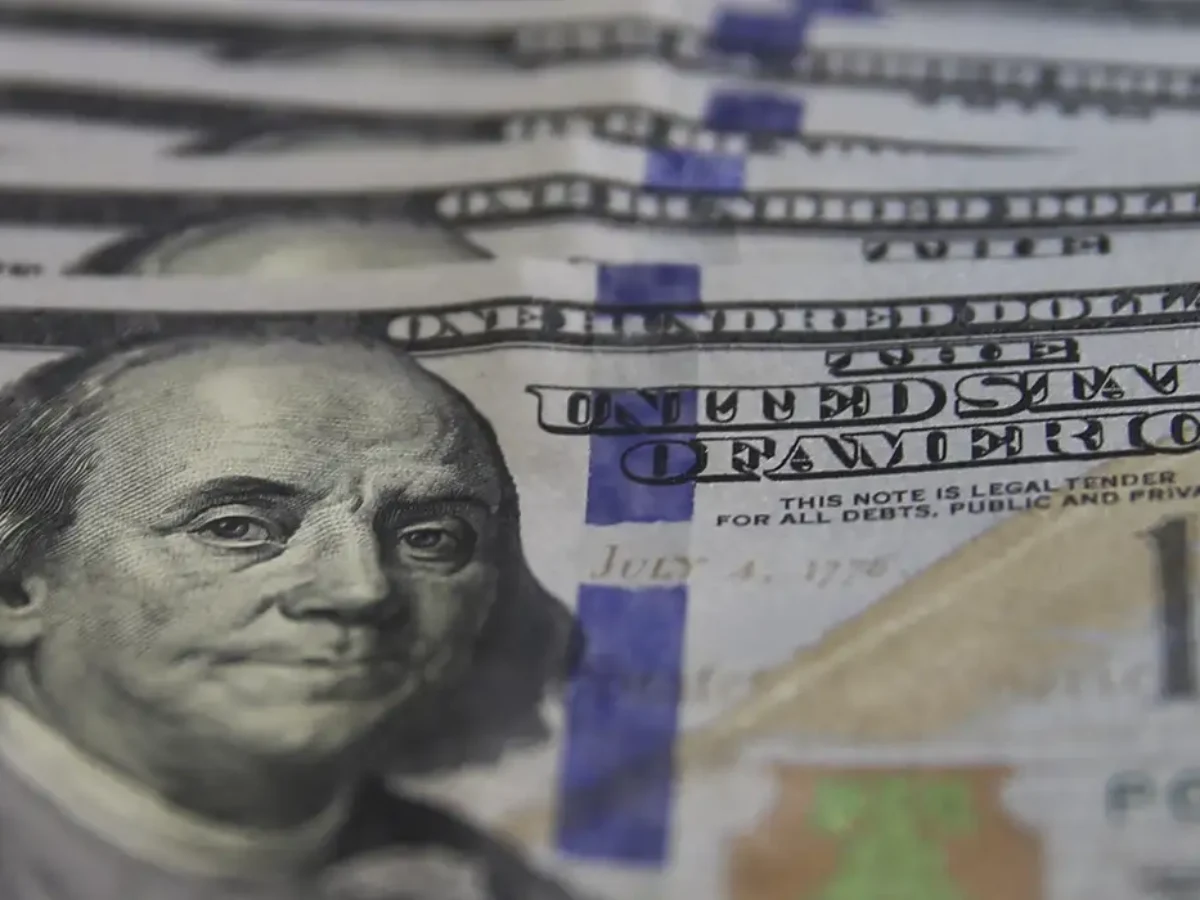 Dólar cai para menos de R$ 5,40 enquanto a bolsa atinge o maior nível em mais de um mês